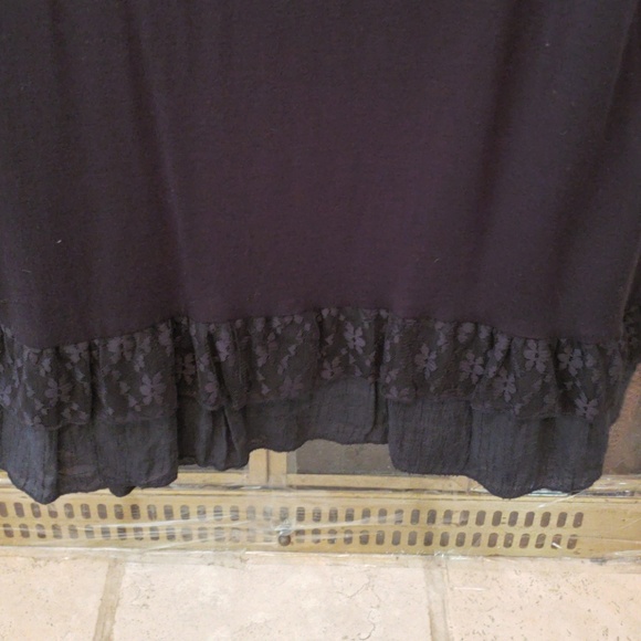 TUNIC - Picture 2 of 5